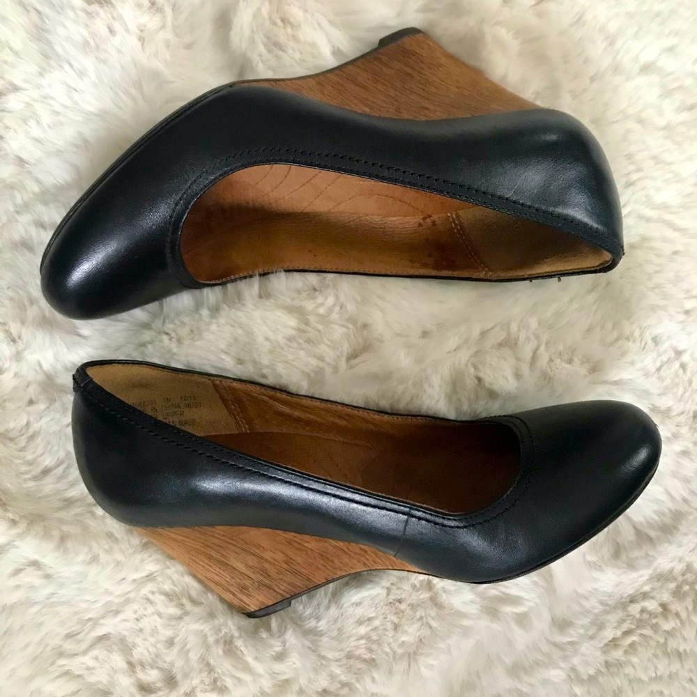 Clarks Wedge Heel